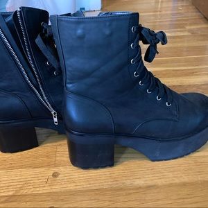 Sugarbaby black platform boots. Size 13M - lace up with side zipper.